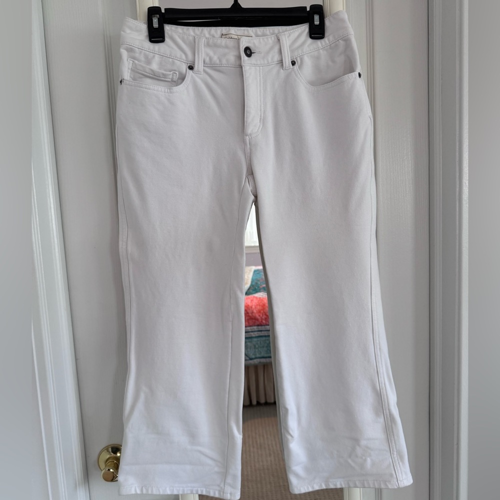 Coldwater Creek white capris size 8